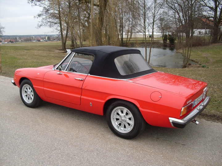 Alfa Romeo Spider