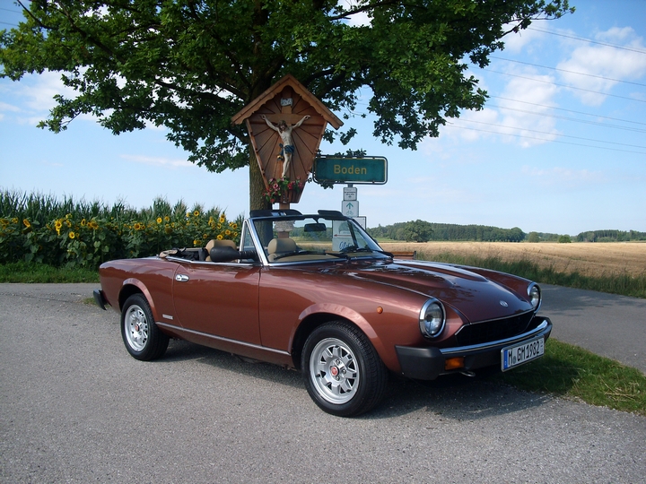 Fiat 124 Spider