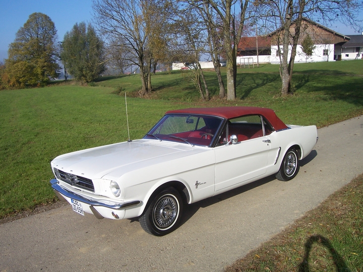 Ford Mustang Cabrio