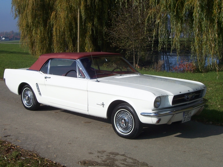 Ford Mustang Cabrio