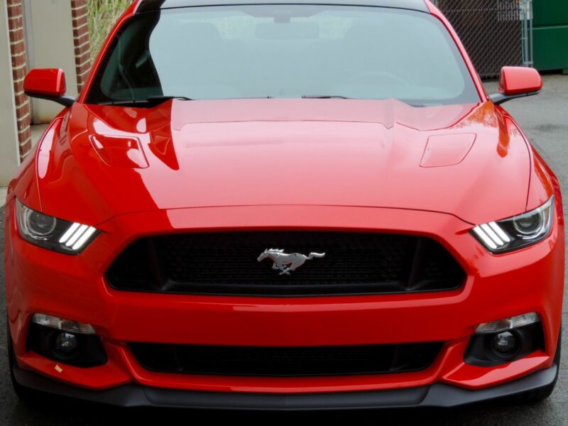 Ford Mustang GT Fastback V8