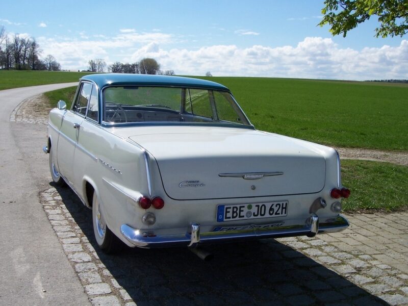 Opel Rekord P II Coupe