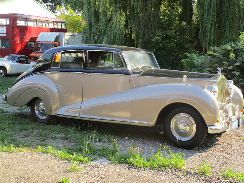 Rolls Royce Silver Wraith