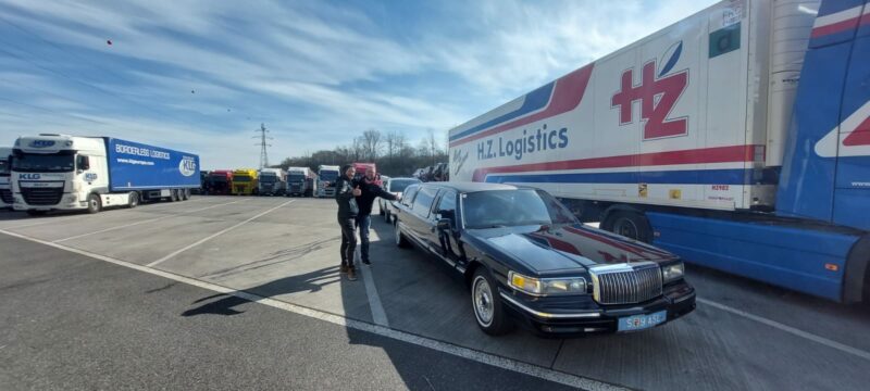 Lincoln town car Stretch Limo